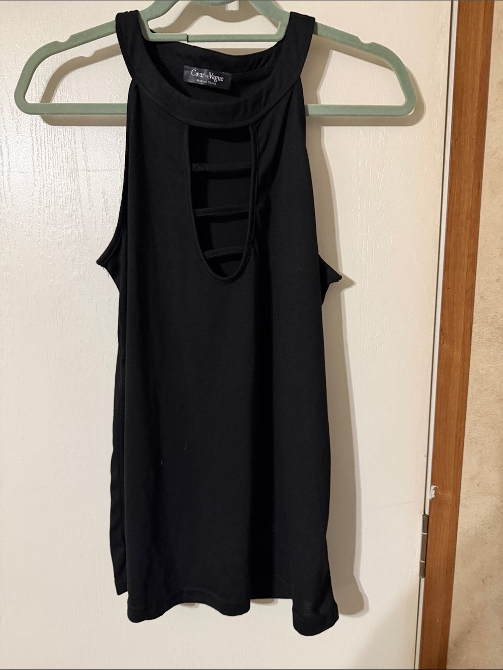 Women's Black Ladder-Back Tank Top